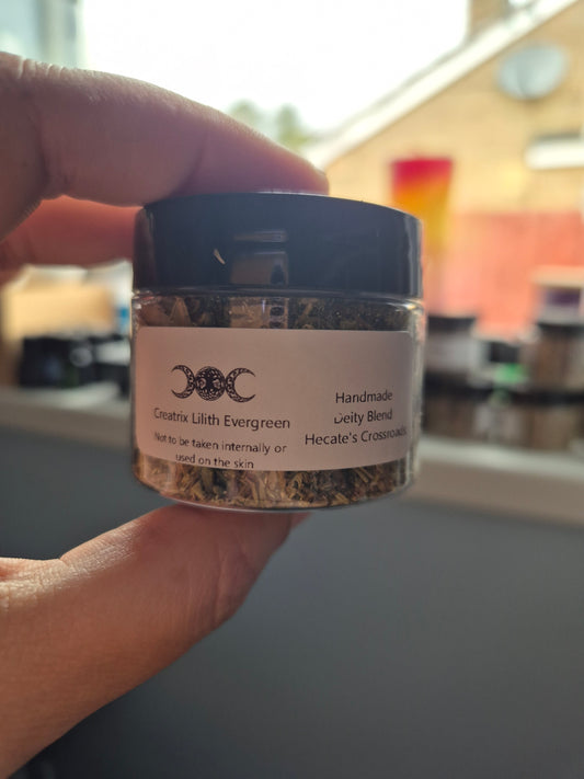 Hecate’s Crossroads – Ritual Herb Blend